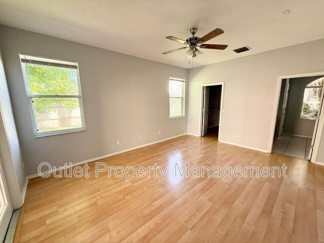Photo - 112 Peregrine Ct