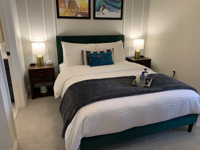 Photo - 1079 N High St Unidad Apt. 505