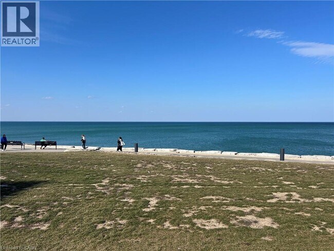 Photo - 40 Esplanade Ln Unité 409