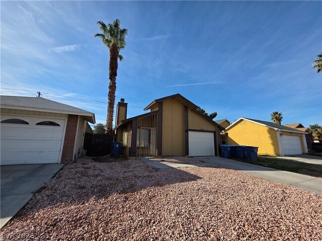 Photo - 5483 Requa Ave