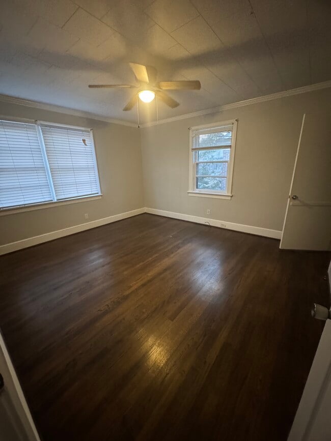 Photo - 628 Eastern Ave