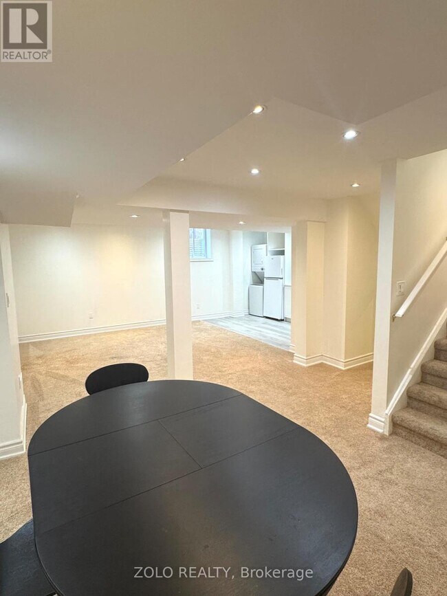 Photo - 9 Lebovic Dr