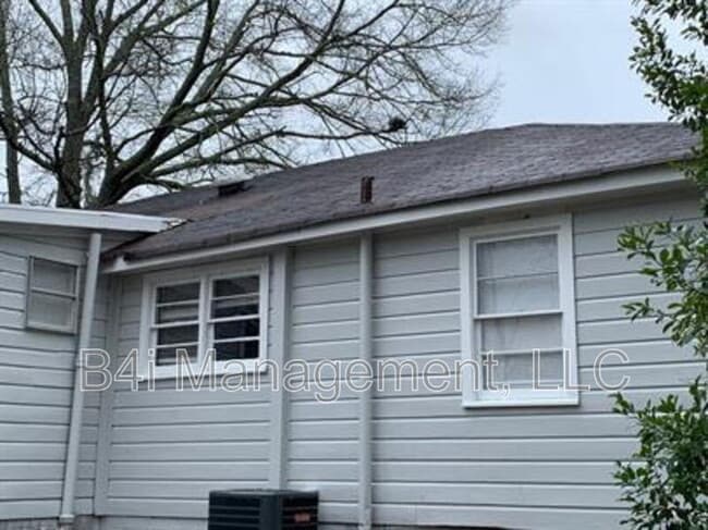 Photo - 1123 Drewery Ave