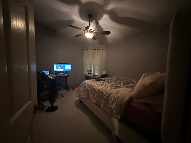 Photo - 2 bedroom 2 bath home west side springfield 1650.00