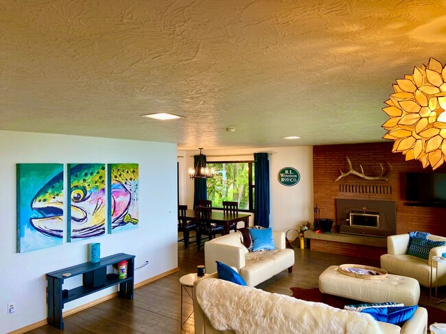 Photo - Fisherman's Lookout- Fully Furnished with ...