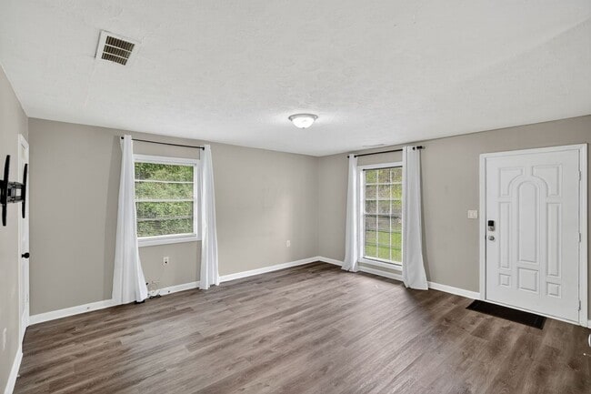 Photo - 1351 Eason St NW