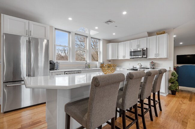 Photo - 284 Highland St Unidad 3