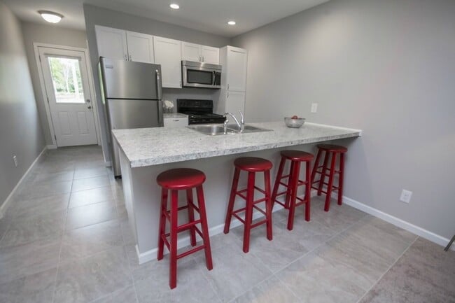 Photo - Updated 2 Bedroom Rental (Duplex)- $1100/Month