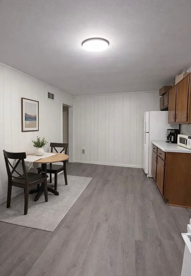 Photo - 18 Cleveland Ave Unit 1