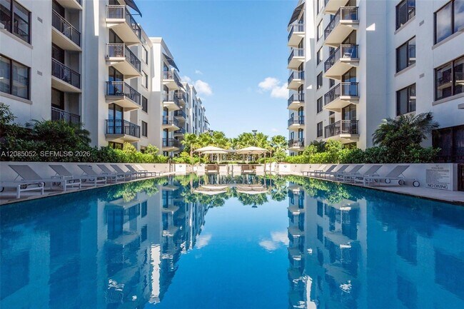 Building Photo - 301 Altara Ave Unit 813
