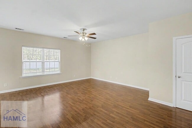 Photo - 1235 Peacock Trail