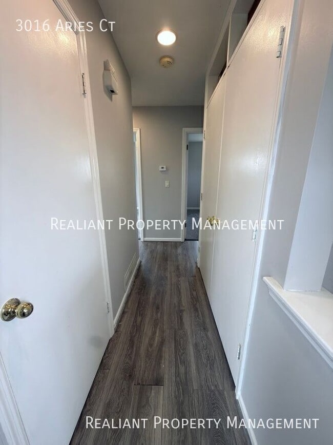 Photo - 3016 Aries Ct