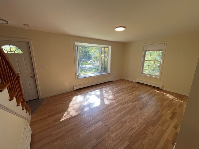 Photo - 3 Bedroom, 2 bath home newly renovated wit...