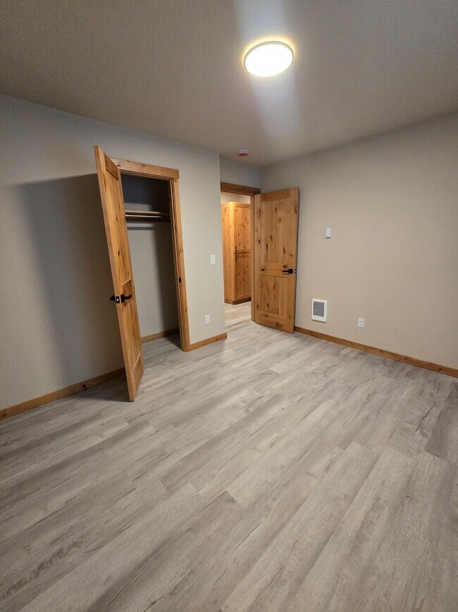 Photo - 1679 Montana Hwy 35 Unidad D