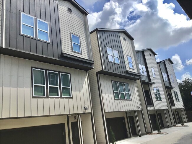 Photo - 2109 Marnel Rd