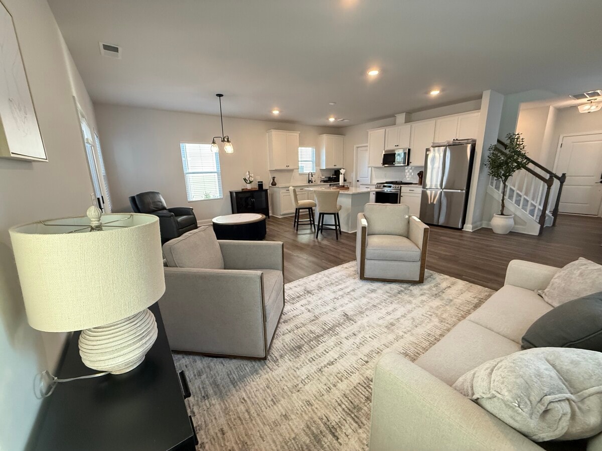 Photo - 4045 Grommet Ct