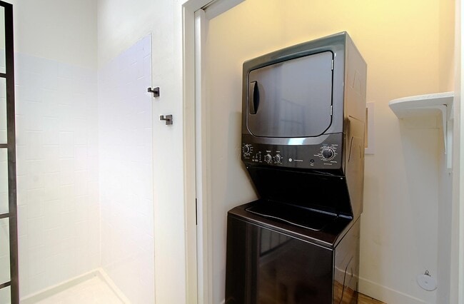 Photo - 1221 East Emma Drive