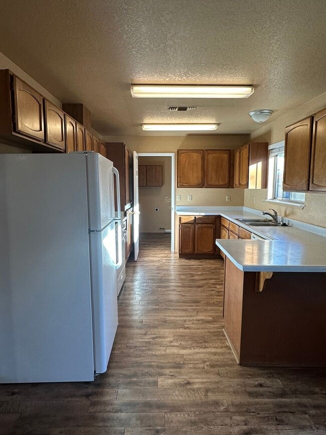 Photo - 1573-1575 Victor Avenue Unidad 1575