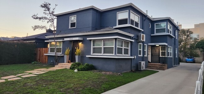 Photo - 10641 Whipple St Unidad 10641.5