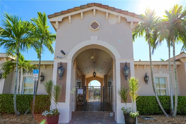 Photo - 4004 Cherrybrook Loop