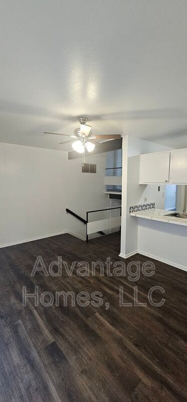 Photo - 819 N 70th St