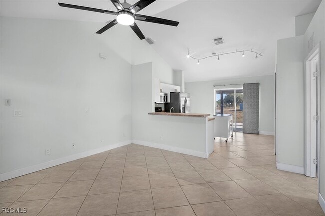 Photo - 4080 24th Ave NE