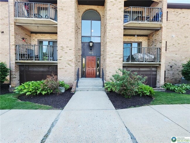 Building Photo - 867 Cold Spring Rd Unit 5