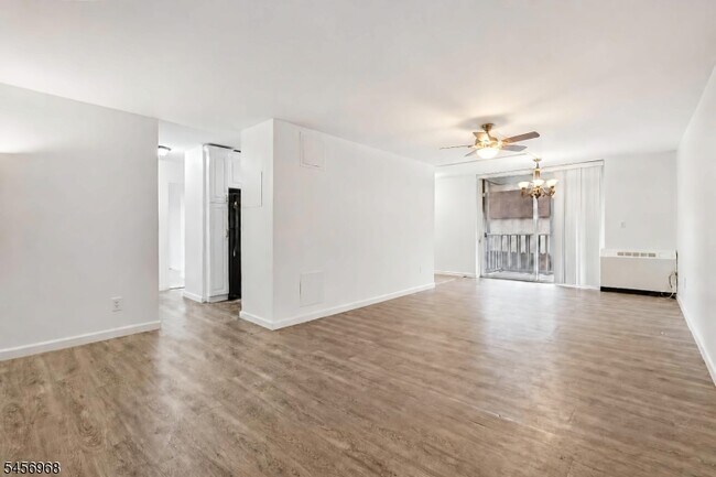 712 N Broad St Unit 2C