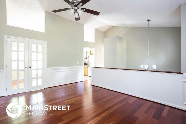 Photo - 5541 Novack St