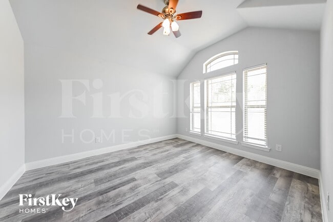 Photo - 6014 Kemrock Dr