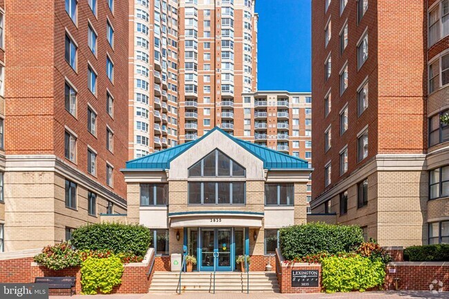 Building Photo - 3835 9th St N Unit 701W Rental