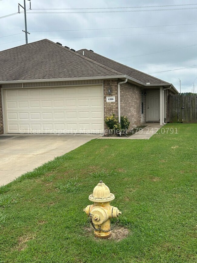 Building Photo - 1200 Fianna Pl Ct Rental