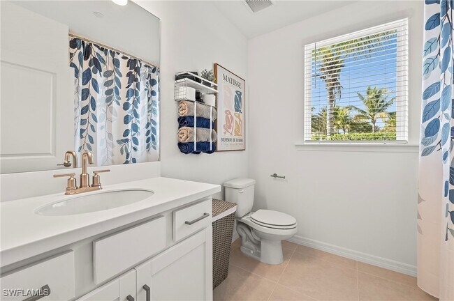 Building Photo - 11751 Venetian Lagoon Dr Unit 104