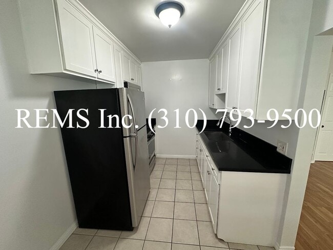 907 Manhattan Ave Unit 01