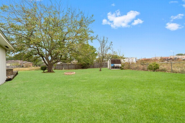 12730 Lake Conroe Hills Dr