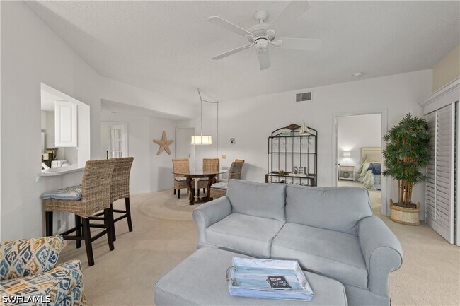 Photo - 595 Serendipity Dr Unidad 595