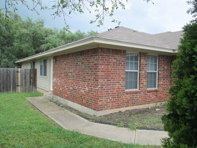 Photo - 8713 Talyne Chaise Cir Unit A