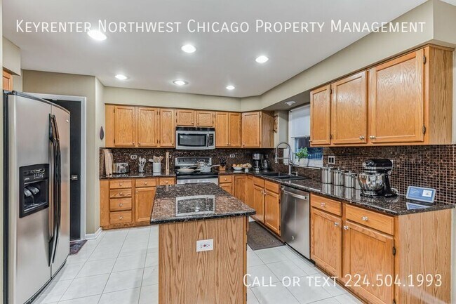 324 Chesapeake Ln