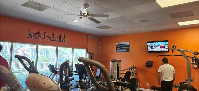 Photo - 5435 Worthington Ln Unit 201