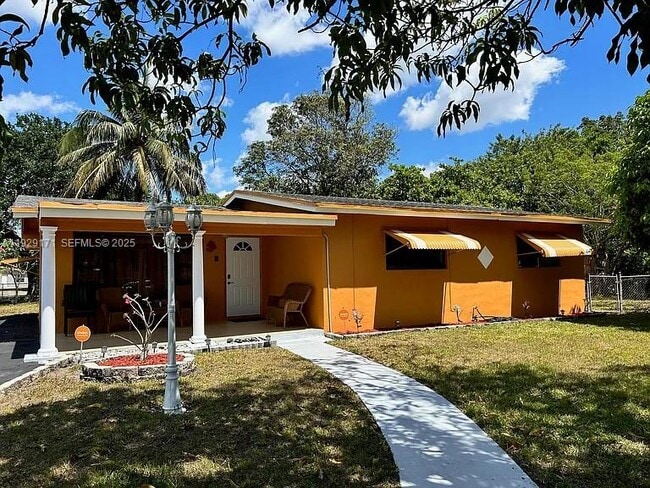 Photo - 1536 NW 15th Ave