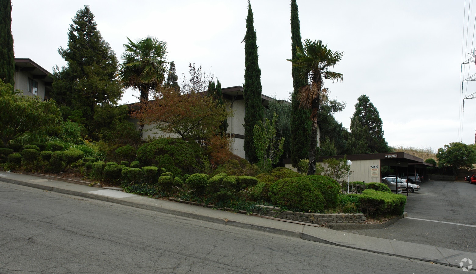 Photo - Summerhill Apartments