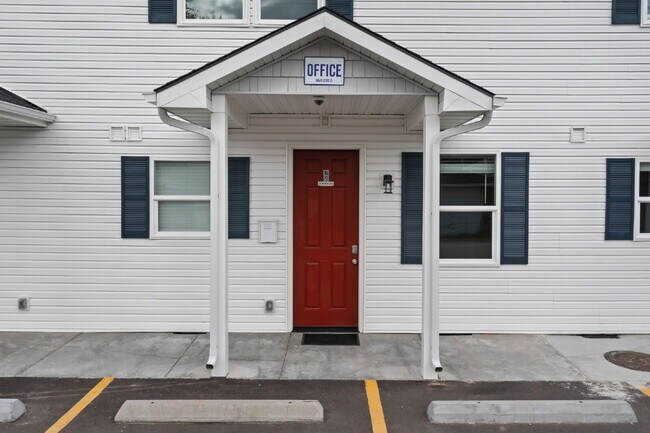 Photo - "Discover Comfort & Style: Spacious 3-Bed,...