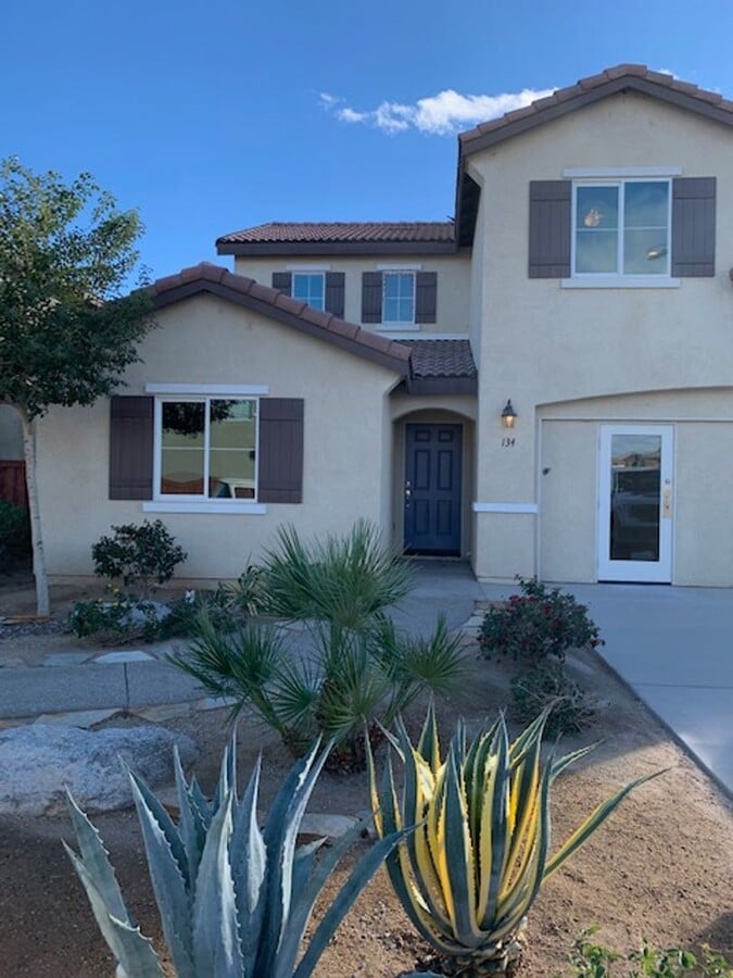 Charming House featuring 4 beds/3 baths Av... - Charming House featuring 4 beds/3 baths Av...