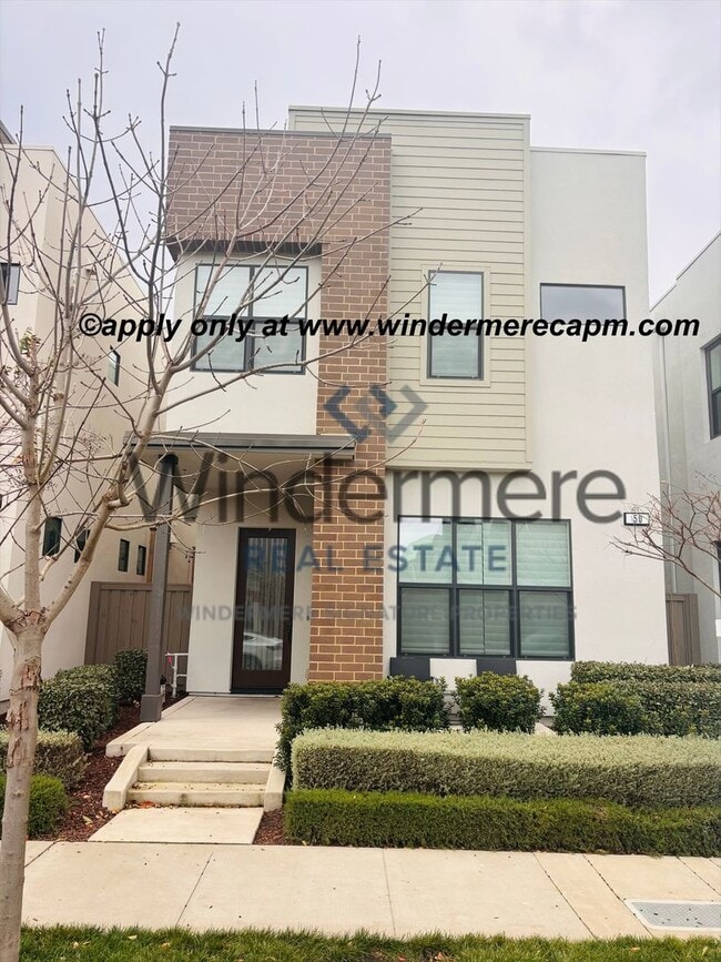 Photo - Modern Living in the heart of McKinley Village!