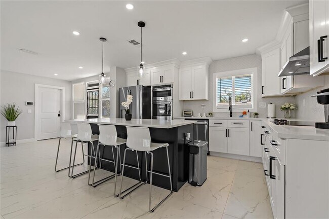 Photo - 1838 1st Ave E