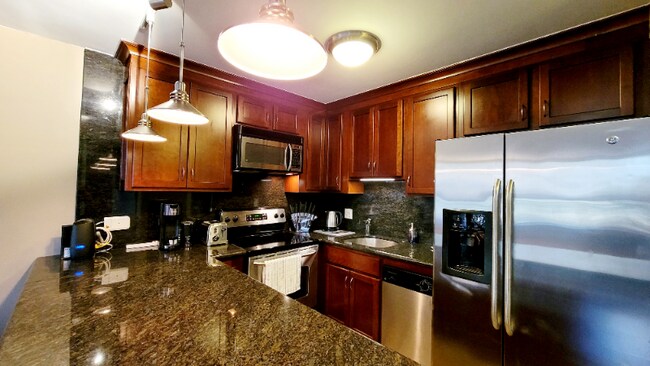 411 Hobron Ln Unit 605