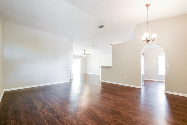 Photo - 3837 Cinnamon Fern Loop