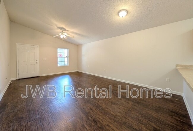 Photo - 8526 Kona Ave