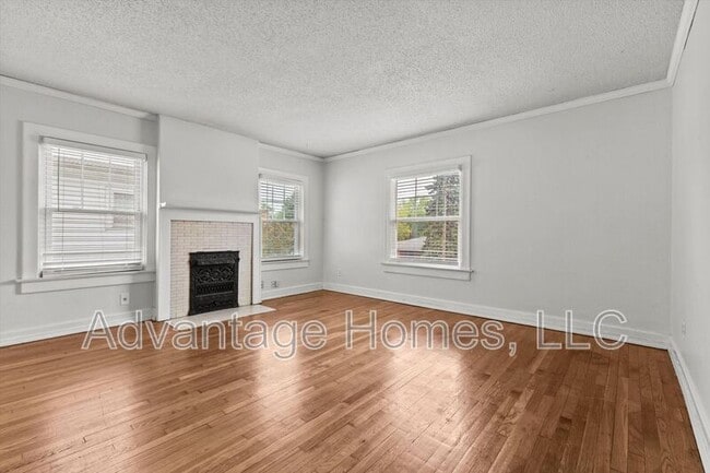 Photo - 315 Garfield Ave Unit #2