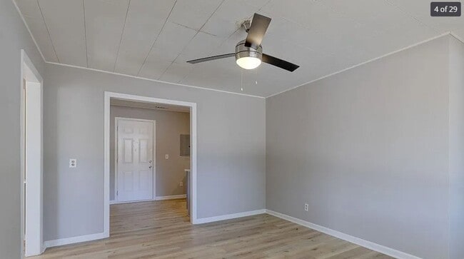 Photo - 319 N St Paul St